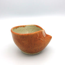 Carica l'immagine nel visualizzatore di Gallery, Ciotola Gres Conchiglia