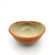 Carica l'immagine nel visualizzatore di Gallery, Ciotola Gres Conchiglia