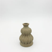 Carica l'immagine nel visualizzatore di Gallery, Vaso Gres Pietra Scanalature