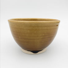 Carica l'immagine nel visualizzatore di Gallery, Ciotola in gres ambra