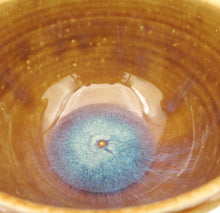 Carica l'immagine nel visualizzatore di Gallery, Ciotola in gres ambra