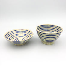 Carica l'immagine nel visualizzatore di Gallery, Coppia ciotole piccole gres righe