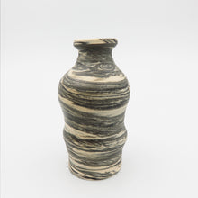 Carica l'immagine nel visualizzatore di Gallery, Bottiglietta Porta Profumi Gres Marmo