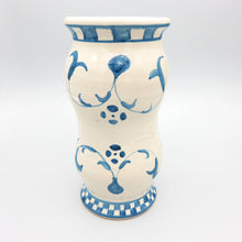 Carica l'immagine nel visualizzatore di Gallery, Vaso da Farmacia Maiolica