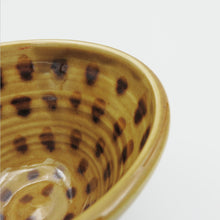 Carica l'immagine nel visualizzatore di Gallery, Ciotola Ambra Pois