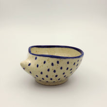 Carica l'immagine nel visualizzatore di Gallery, Ciotola Gres Conchiglia 2