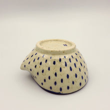 Carica l'immagine nel visualizzatore di Gallery, Ciotola Gres Conchiglia 2