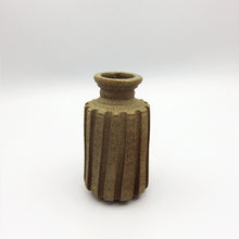 Carica l'immagine nel visualizzatore di Gallery, Bottiglia gres