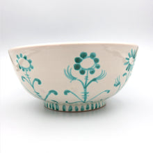 Carica l&#39;immagine nel visualizzatore di Gallery, Ceramica artigianale abruzzese, decoro floreale dipinto a mano con verderame

